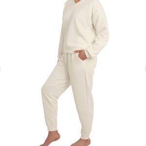 Lands’ End Women's Quilted 2-piece Lounge Set - Cream - NWT